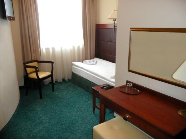 Hotel Gniecki Gdansk Przejazdowo Extérieur photo