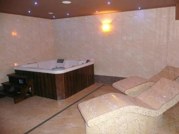 Hotel Gniecki Gdansk Przejazdowo Extérieur photo